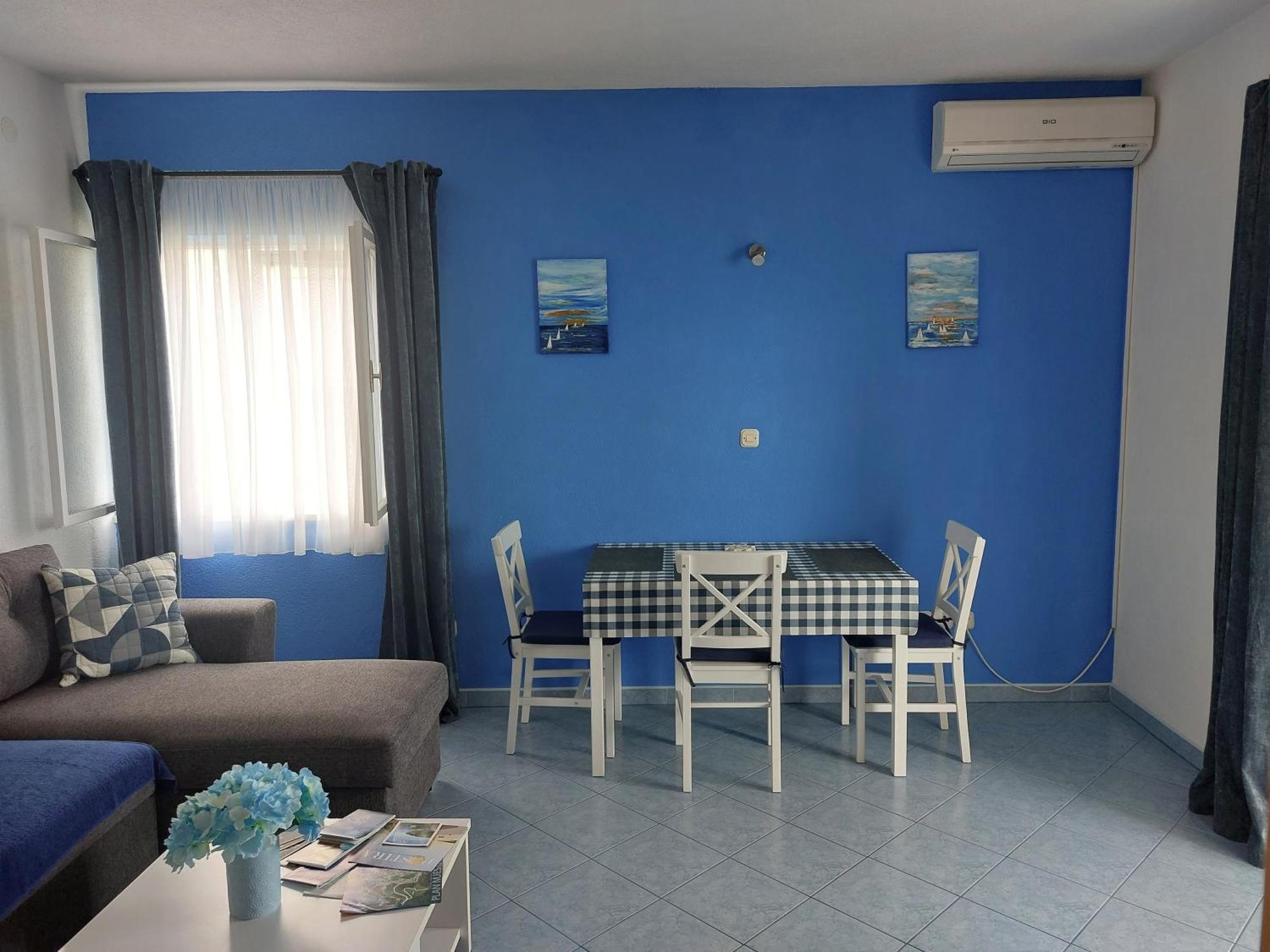 Apartments With A Parking Space Postira, Brac - 2911 Exterior photo